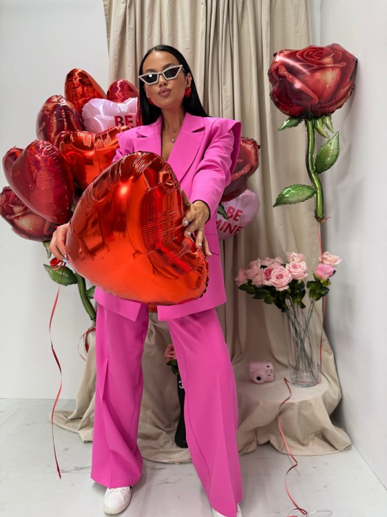 la milla spodnie fuksjowe, la milla spodnie w kant różowe, la milla eleganckie szerokie spodnie różowe, la milla garnitur różowy, la milla elegancki garnitur różowy, la milla spodnie materiałowe w kant, garnitur damski na wiosnę