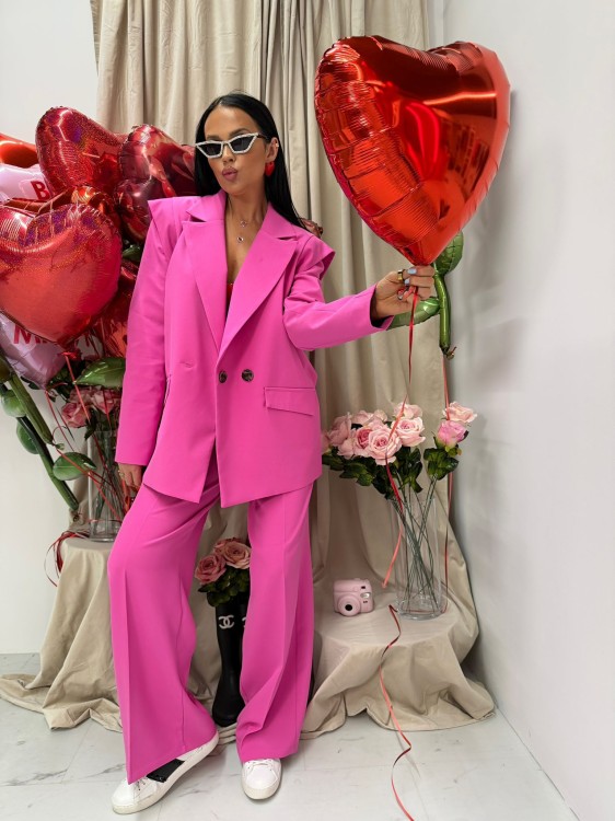 la milla spodnie fuksjowe, la milla spodnie w kant różowe, la milla eleganckie szerokie spodnie różowe, la milla garnitur różowy, la milla elegancki garnitur różowy, la milla spodnie materiałowe w kant, garnitur damski na wiosnę