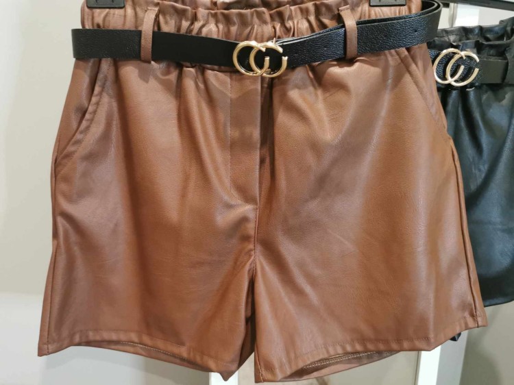 SZORTY EKOSKÓRA CZEKOLADA