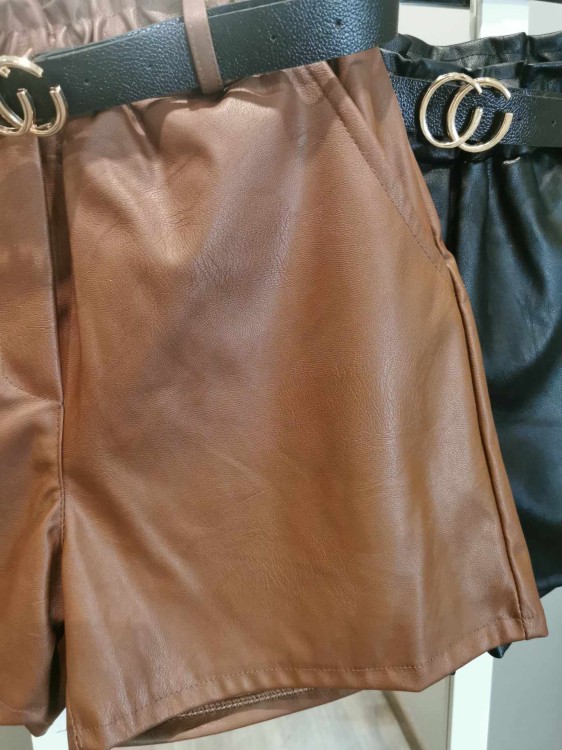 SZORTY EKOSKÓRA CZEKOLADA