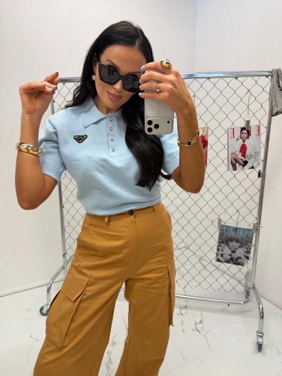 la milla bluzka polówka błękitna, la milla bluzka z krótkim rękawem na wiosnę, la milla bluzka polo błękitna na wiosnę do jeansów, la milla błękitna bluzka z krótkim rękawem na wiosnę