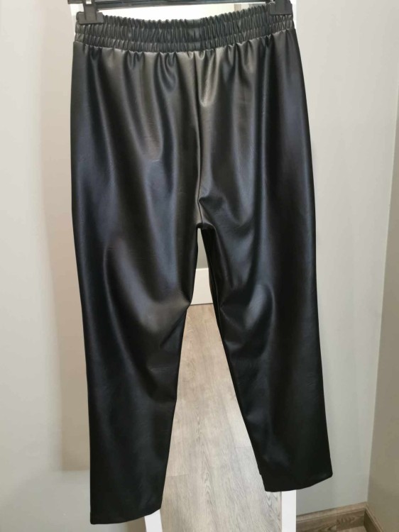 SPODNIE EKOSKÓRA CZARNE