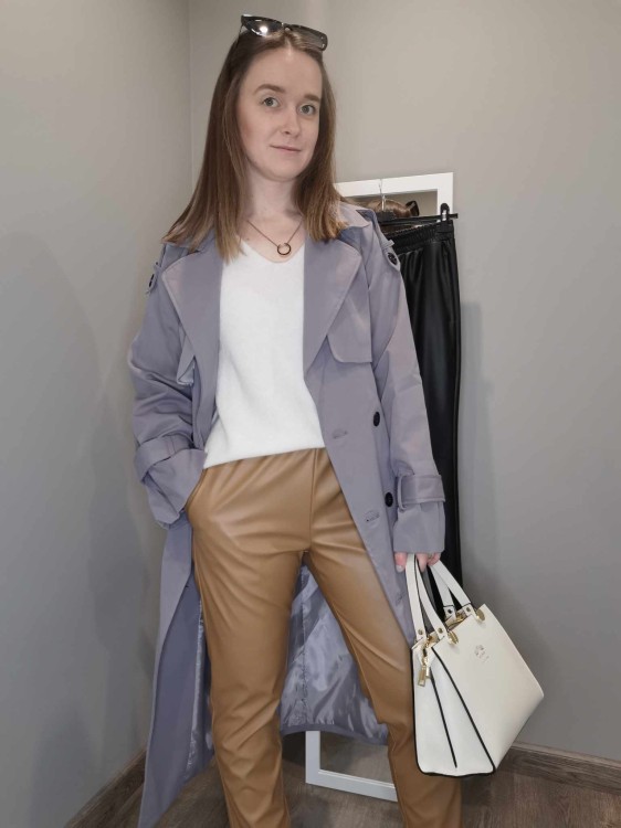 SPODNIE EKOSKÓRA KARMELOWE