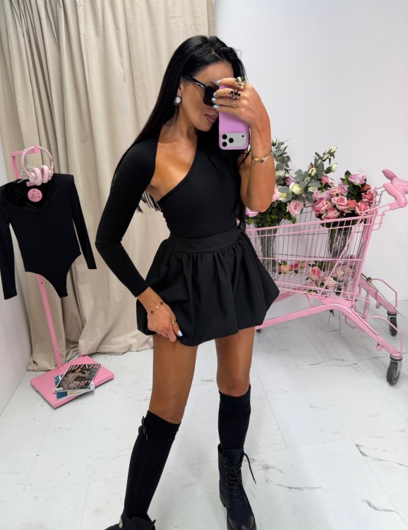 la milla body czarne z wycięciami, la milla body czarne z wyciętym rękawem, la milla seksowe czarne body, eleganckie czarne body la milla na wiosnę, la milla body na imprezę, la milla body czarne z jednym rękawem, la milla czarne body bez rękawa