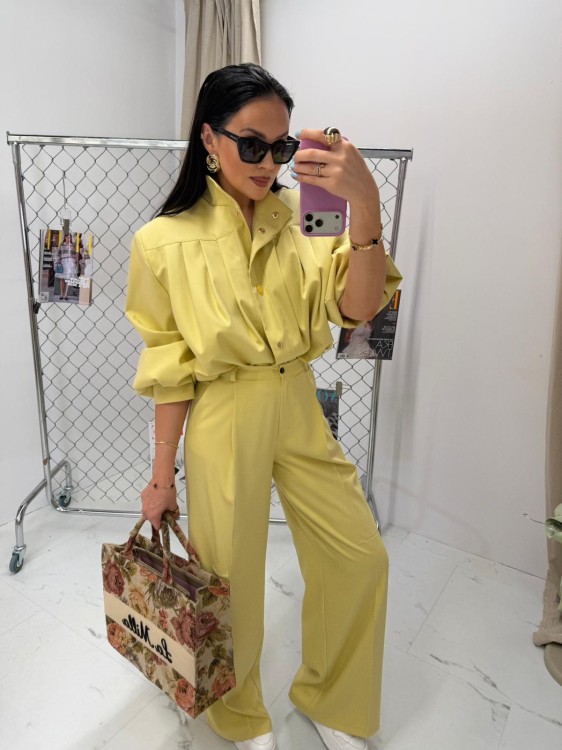 la milla bomberka limonkowa, la milla  bomberka limonka, la milla bomberka wiskozowa, la milla bomberka z wiskozy na wiosnę, la milla limonkowa kurtka, la milla limonkowa bomberka do wiosennych stylizacji