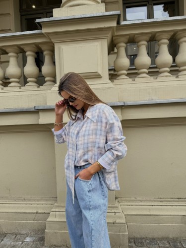 koszula w kratę błękitna purpura, koszula vintage, koszula damska w kratę, koszula damska na wiosnę, koszula flanelowa do jeansów, koszula bawełniana w kratkę, koszula damska purpura w kratę błękitna, koszula damska w kratkę błękitna polska produkcja