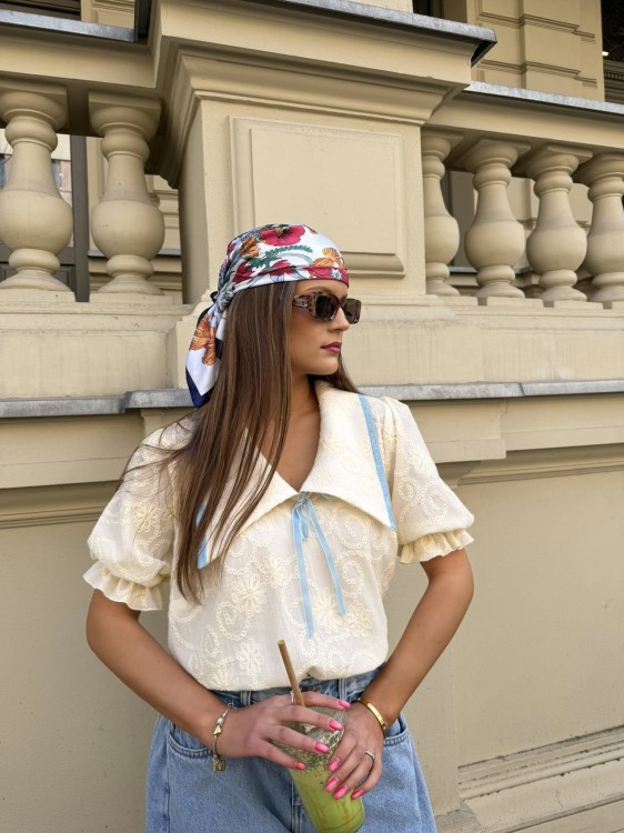 purpura koszula z kołnierzykiem żółta, purpura bluzka z kołnierzykiem do wiosennych stylizacji, purpura koszula z kołnierzykiem, purpura koszula z kołnierzykiem do spodni wiskozowych, bawełniana bluzka z kołnierzykiem na lato