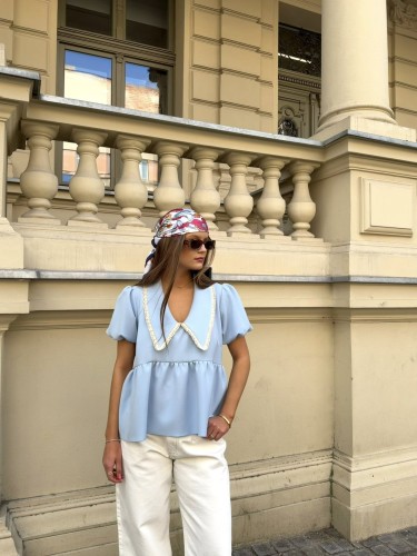 purpura koszula z kołnierzykiem błękitna, purpura bluzka z kołnierzykiem do wiosennych stylizacji, purpura koszula z kołnierzykiem niebieska, purpura koszula z kołnierzykiem do spodni wiskozowych, bawełniana bluzka z kołnierzykiem na lato