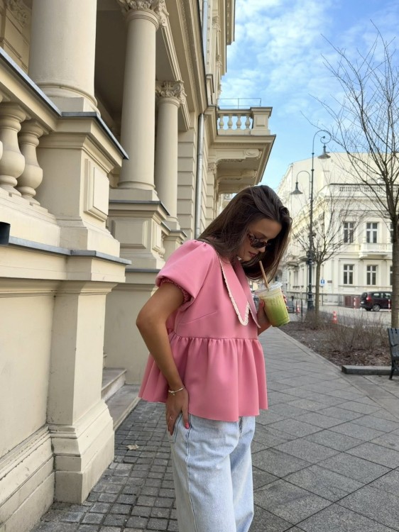 purpura koszula z kołnierzykiem różowa, purpura bluzka z kołnierzykiem do wiosennych stylizacji, purpura koszula z kołnierzykiem różowa, purpura koszula z kołnierzykiem do spodni wiskozowych, bawełniana bluzka z kołnierzykiem na lato