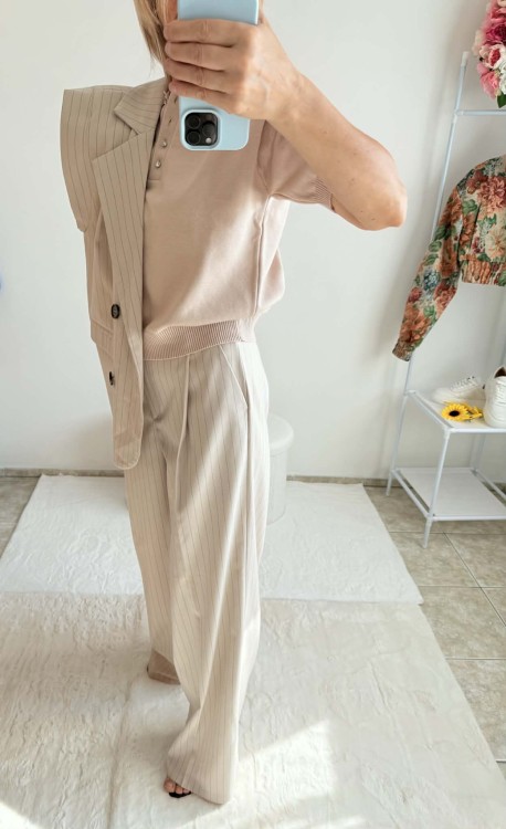 kamizelka beżowa la milla, beżowa kamizelka w paski la milla, wiosenne stylizacje, kamizelka beżowa do jeansów, kamizelka beżowa do spodni w kant, la milla kamizelka oversize, la milla kamizelka garnitur, la milla garnitur beżowy na komunię