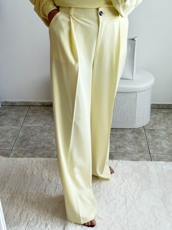 la milla spodnie bananowe, la milla spodnie bananowe w kant, la milla spodnie szerokie w kant, la milla spodnie szeroka nogawka, la milla spodnie eleganckie na wiosnę, la milla spodnie do bomberki bananowe, la milla komplet bananowy na wiosnę