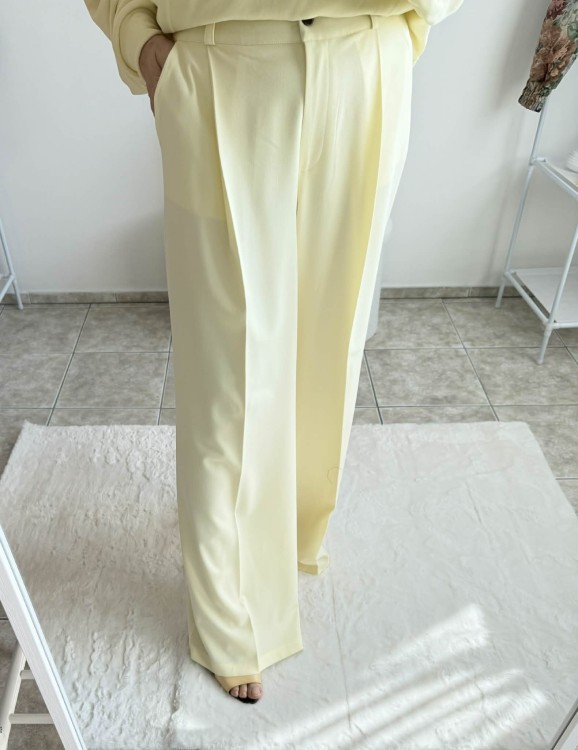 la milla spodnie bananowe, la milla spodnie bananowe w kant, la milla spodnie szerokie w kant, la milla spodnie szeroka nogawka, la milla spodnie eleganckie na wiosnę, la milla spodnie do bomberki bananowe, la milla komplet bananowy na wiosnę