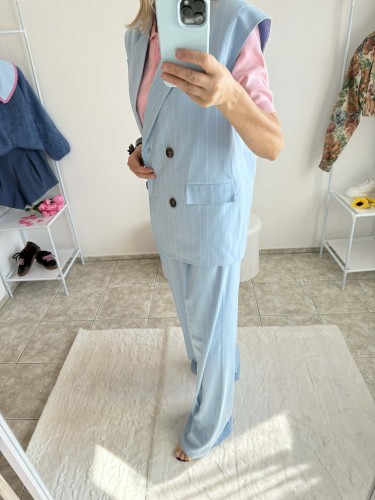 la milla spodnie niebieskie, la milla spodnie błękitne w paski w kant, la milla spodnie szerokie w kant, la milla spodnie szeroka nogawka, la milla spodnie eleganckie, la milla spodnie prosta nogawka, la mila spodnie wiosnę, eleganckie spodnie la milla