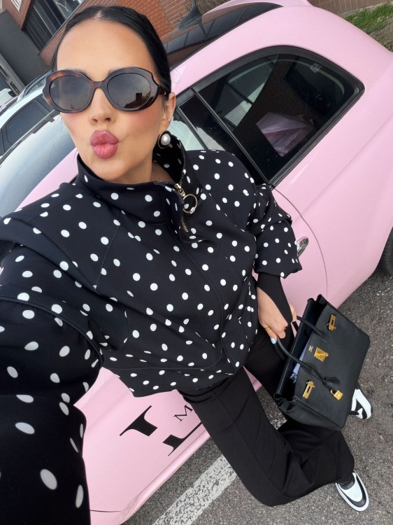 la milla bomberka w grochy, la milla  bomberka czarna w grochy, la milla bomberka wiskozowa, la milla bomberka z wiskozy na wiosnę, la milla w grochy kurtka, la milla czarna bomberka do wiosennych stylizacji