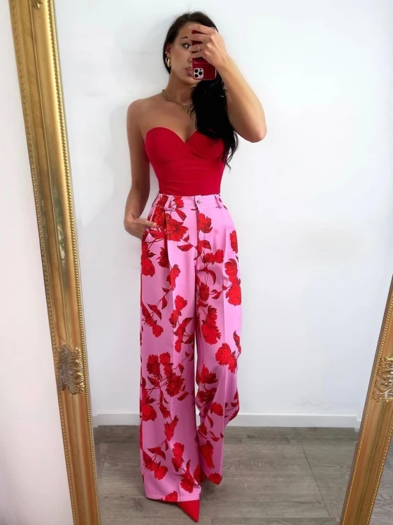 spodnie różowe w czerwone kwiaty, spodnie różowe w czerwone kwiaty la milla, spodnie damskie, spodnie la milla, spodnie różowe la milla