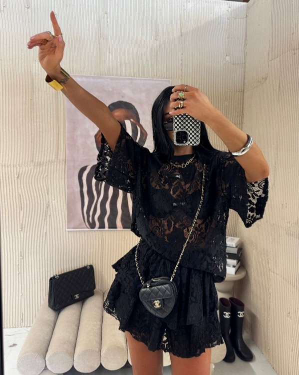 la milla Tshirt koronkowy czarny,  la milla bluzka koronkowa czarna, la milla tshirt koronka czarny, la milla bluzka koronka czarna, stylizacja wiosenna, koronkowa bluzka do jeansów, koronkowe stylizacje