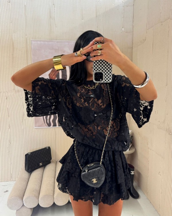 la milla Tshirt koronkowy czarny,  la milla bluzka koronkowa czarna, la milla tshirt koronka czarny, la milla bluzka koronka czarna, stylizacja wiosenna, koronkowa bluzka do jeansów, koronkowe stylizacje