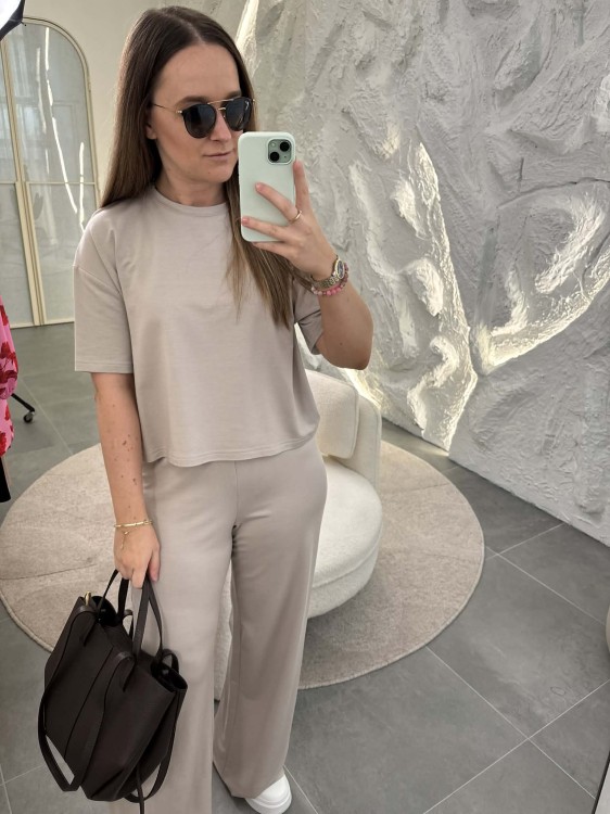 komplet z modalu na wiosnę, komplet modalowy damski, komplet modal plus size, wygodny komplet damski z modalu na wiosnę szałwia, komplet homewear, komplet modal szaro-beżowy na wiosnę