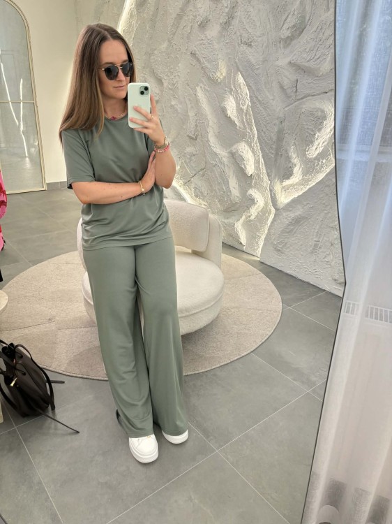 komplet z modalu na wiosnę, komplet modalowy damski, komplet modal plus size, wygodny komplet damski z modalu na wiosnę khaki, komplet homewear, komplet modal khaki na wiosnę