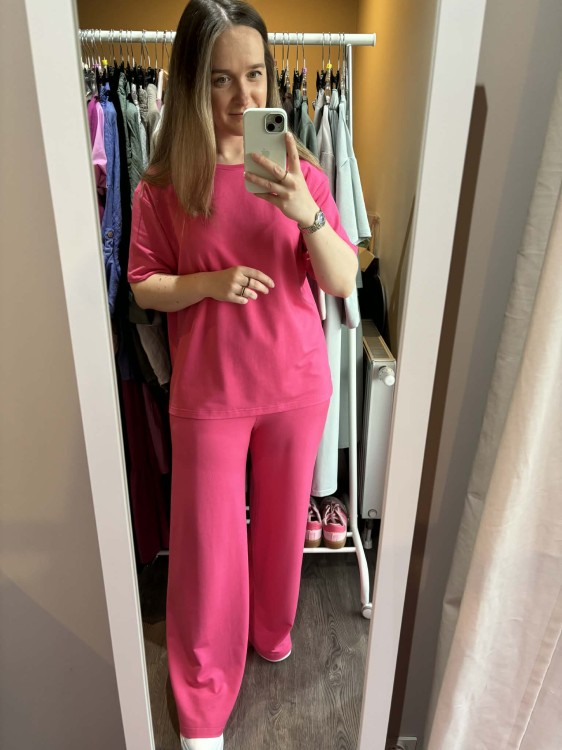 komplet z modalu na wiosnę, komplet modalowy damski, komplet modal plus size, wygodny komplet damski z modalu na wiosnę różowy, komplet homewear, komplet modal różowy na wiosnę