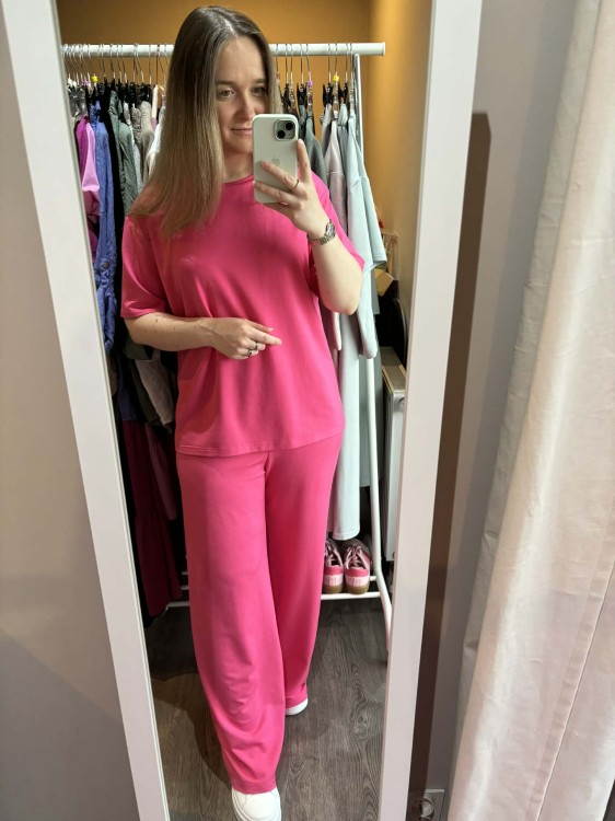 komplet z modalu na wiosnę, komplet modalowy damski, komplet modal plus size, wygodny komplet damski z modalu na wiosnę różowy, komplet homewear, komplet modal różowy na wiosnę