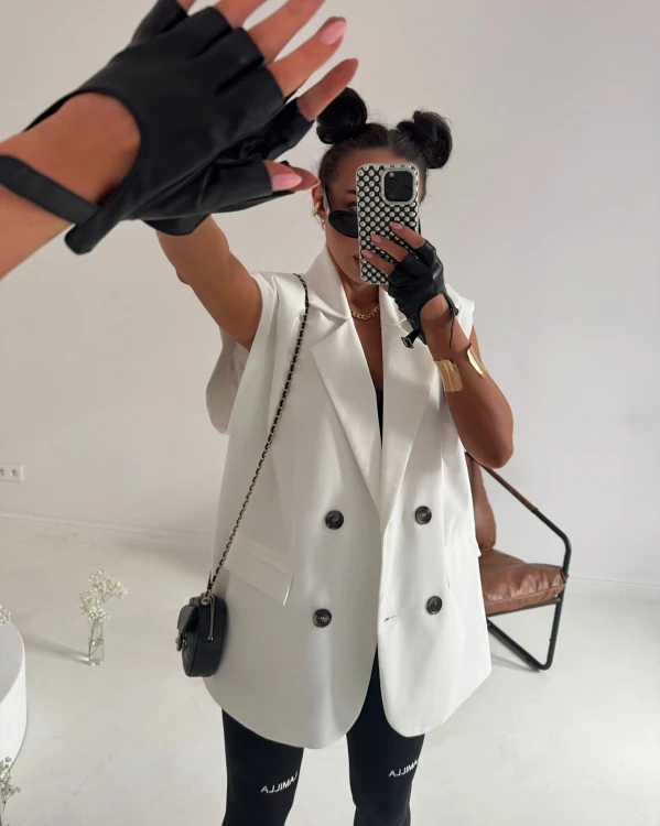 la milla kamizelka biała, kamizelka biała la milla, dłuższa kamizelka biała, wiosenne stylizacje, kamizelka biała do jeansów, kamizelka biała do spodenek, la milla kamizelka oversize, la milla kamizelka garnitur, la milla kamizelka na komunię