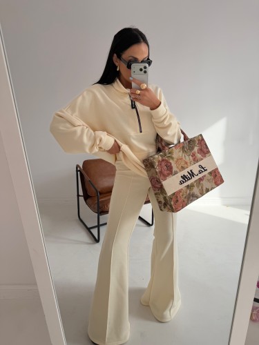 la milla bluza bananowa Aspen, bluza bawełniana Aspen la milla na wiosnę, bluza Aspen la milla z kołnierzem, bluza ze stójką la milla, ciepła bluza la milla, bananowa bluza la milla, ciepła bluza bawełniana na wiosnę, bluza Aspen do legginsów la milla