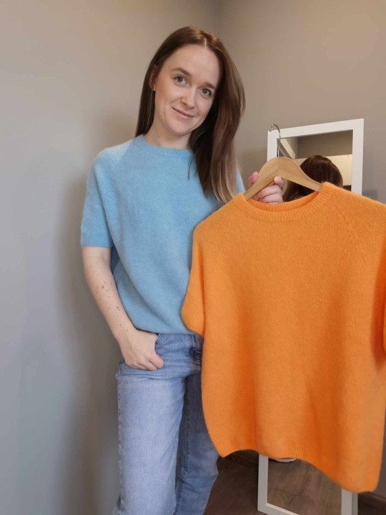 SWETER BABY ALPACA KRÓTKI RĘKAW NIEBIESKI
