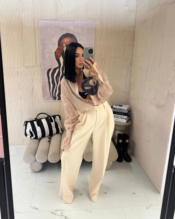 la milla spodnie beżowe w kant, la milla beżowe spodnie szerokie w kant, la milla spodnie z szeroką nogawką, la milla beżowe spodnie eleganckie na komunię, la mila spodnie beżowe na wiosnę, eleganckie spodnie la milla, la milla garnitur beżowe