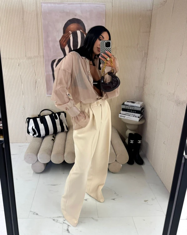 la milla spodnie beżowe w kant, la milla beżowe spodnie szerokie w kant, la milla spodnie z szeroką nogawką, la milla beżowe spodnie eleganckie na komunię, la mila spodnie beżowe na wiosnę, eleganckie spodnie la milla, la milla garnitur beżowe