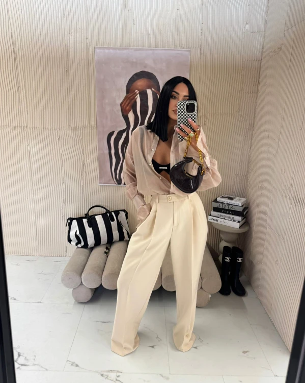 la milla spodnie beżowe w kant, la milla beżowe spodnie szerokie w kant, la milla spodnie z szeroką nogawką, la milla beżowe spodnie eleganckie na komunię, la mila spodnie beżowe na wiosnę, eleganckie spodnie la milla, la milla garnitur beżowe