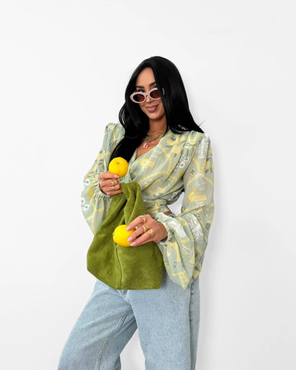 la milla wiązana koszula khaki na lato, koszula  na randkę la milla, la milla bluzka wiązana zielona, la milla zielona bluzka z szerokimi rękawami, la milla bluzka zielona na wiosnę, la milla wiskozowa koszula wiązana oliwka do jeansów