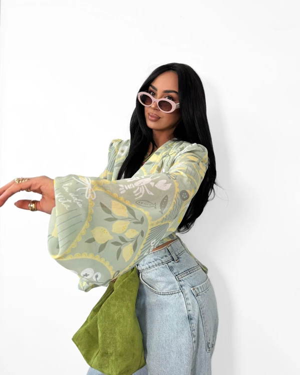 la milla wiązana koszula khaki na lato, koszula  na randkę la milla, la milla bluzka wiązana zielona, la milla zielona bluzka z szerokimi rękawami, la milla bluzka zielona na wiosnę, la milla wiskozowa koszula wiązana oliwka do jeansów