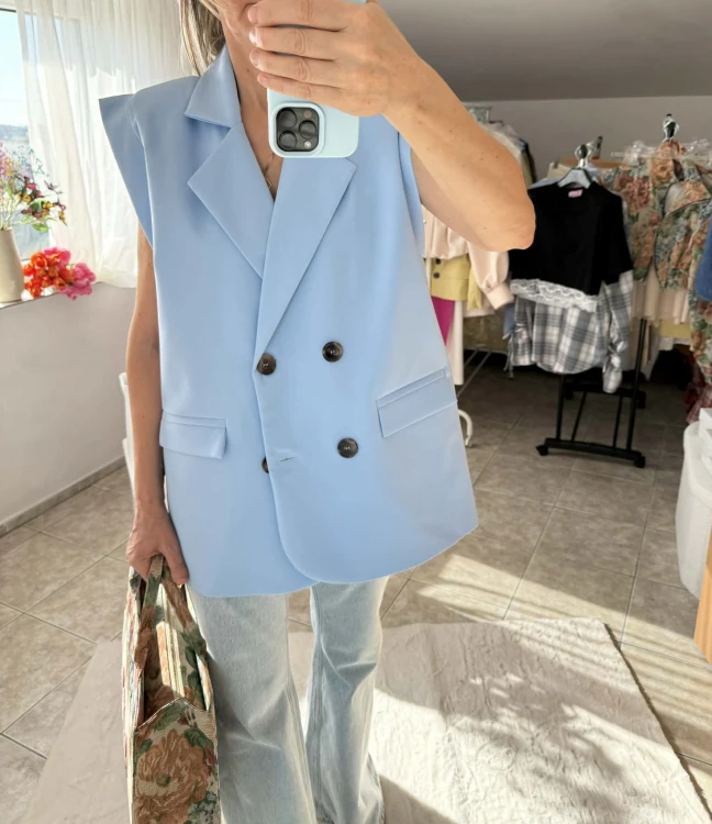 kamizelka la milla, niebieska kamizelka la milla, kamizelka niebieska la milla, dłuższa kamizelka niebieska, wiosenne stylizacje, kamizelka niebieska do jeansów, kamizelka niebieska do spodenek, la milla kamizelka oversize, la milla kamizelka garnitur