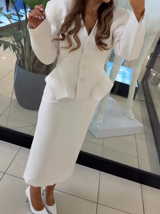 Emo marynarka tessa biała, emo elegancka marynarka taliowana na komunię, emo marynarka tessa na chrzciny, emo tessa marynarka śmietankowa, emo elegancka marynarka premium na wiosnę, elegancka marynarka premium polska produkcja