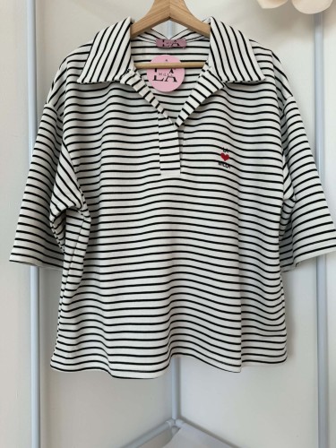 la milla bluza polo w paski biało-czarne, la milla bluza polo w paski, la milla bluza z krótkim rękawem w paski, la milla bluza w paski z białym kołnierzykiem, la milla bluzka polo z białym kołnierzykiem, la milla bluzka w pasy na wiosnę