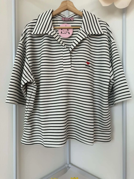 la milla bluza polo w paski biało-czarne, la milla bluza polo w paski, la milla bluza z krótkim rękawem w paski, la milla bluza w paski z białym kołnierzykiem, la milla bluzka polo z białym kołnierzykiem, la milla bluzka w pasy na wiosnę
