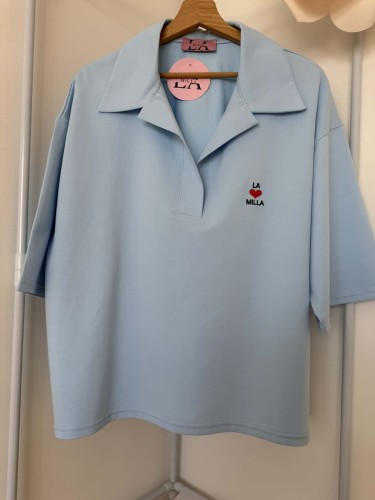 la milla bluza polo błękitna, la milla bluza polo błękitna, la milla bluza z krótkim rękawem błękitna, la milla bluza błękitna kołnierzykiem, la milla bluzka polo, la milla bluzka błękitna na wiosnę