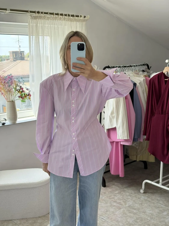 Emo koszula big boss, emo elegancka bluzka big boss w paski, emo koszula big boss różowa w białe paski, emo elegancka koszula big boss, emo koszula na guziki w paski, emo koszula big boss na wiosnę