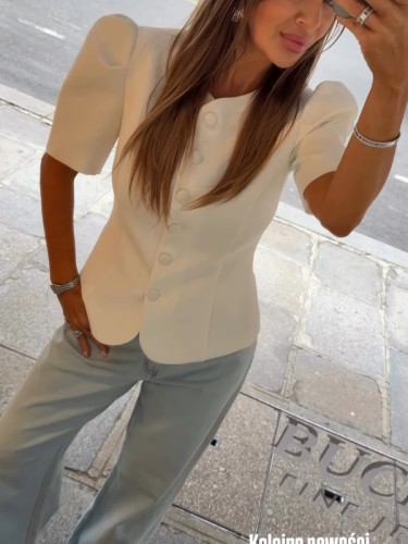 Emo marynarka touch biała, emo elegancka marynarka taliowana na komunię, emo marynarka touch na chrzciny, emo touch marynarka ecru, emo elegancka marynarka premium na wiosnę, elegancka marynarka premium polska produkcja