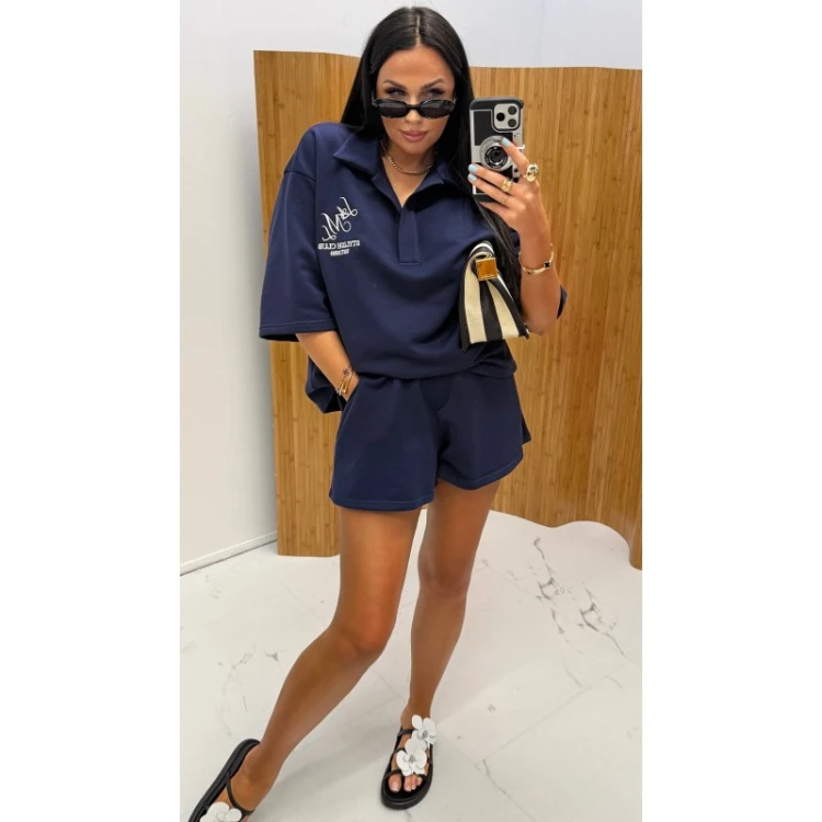 la milla komplet bawełniany granatowy, la milla komplet granatowy bluza polo i spodenki, la milla komplet bawełniany na podróż, la milla komplet dresowy na majówkę, la milla komplet bluza polo i spodenki na wiosnę