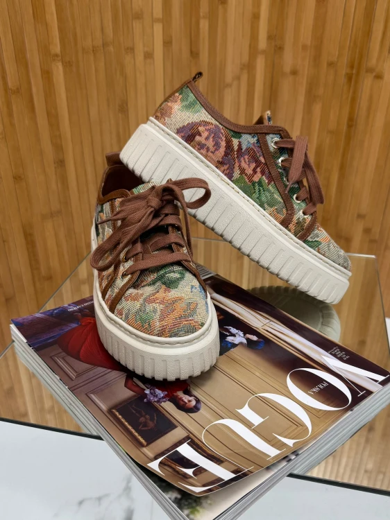 la milla buty rosalie, la milla trampki rosalie, la milla buty w kwiaty, la milla trampki w kwiaty, la milla buty w kwiaty na wiosnę, la milla wygodne trampki na lato, la milla sneakersy rozalia