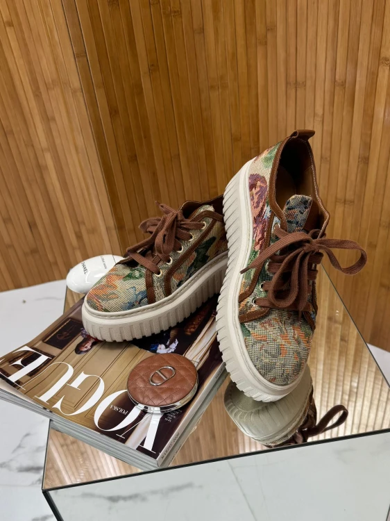 la milla buty rosalie, la milla trampki rosalie, la milla buty w kwiaty, la milla trampki w kwiaty, la milla buty w kwiaty na wiosnę, la milla wygodne trampki na lato, la milla sneakersy rozalia