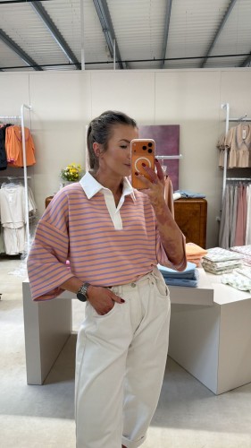 bluza berta purpura, bluza berta w paski z kołnierzykiem purpura, bluza z kołnierzykiem na wiosnę, bluza damska polo, bluza z kołnierzykiem do jeansów, bluza dresowa w paski na wiosnę do jeansów