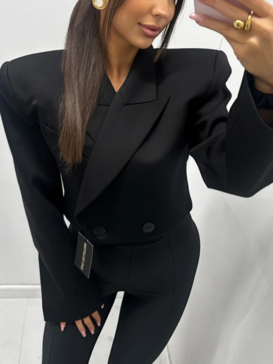 Emo marynarka Stella czarna, emo elegancka krótka marynarka czarna na komunię, emo krótka marynarka Stella na chrzciny, emo stella marynarka krótka czarna, emo elegancka marynarka premium na wiosnę, elegancka marynarka premium polska produkcja