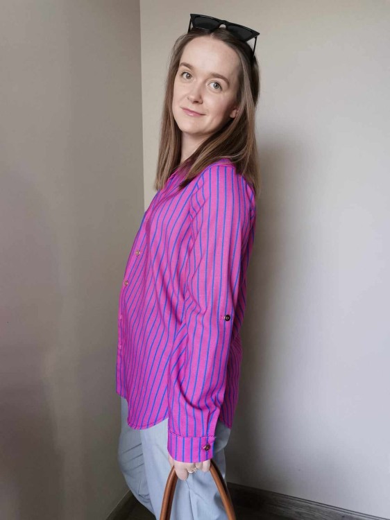 KOSZULA W PASKI FUKSJOWA
