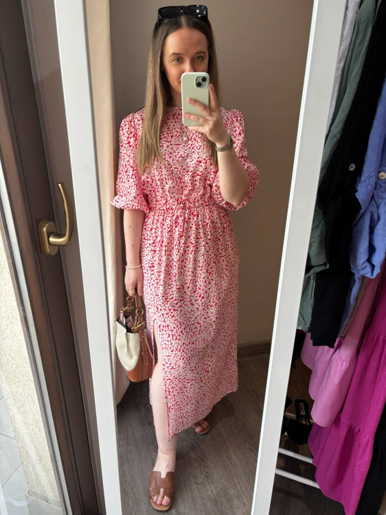 Terrastyll sukienka czerwona, elegancka sukienka na komunię, elegancka sukienka na wesele, elegancka sukienka na chrzciny, sukienka na większe rozmiary, elegancka wiskozowa sukienka na lato