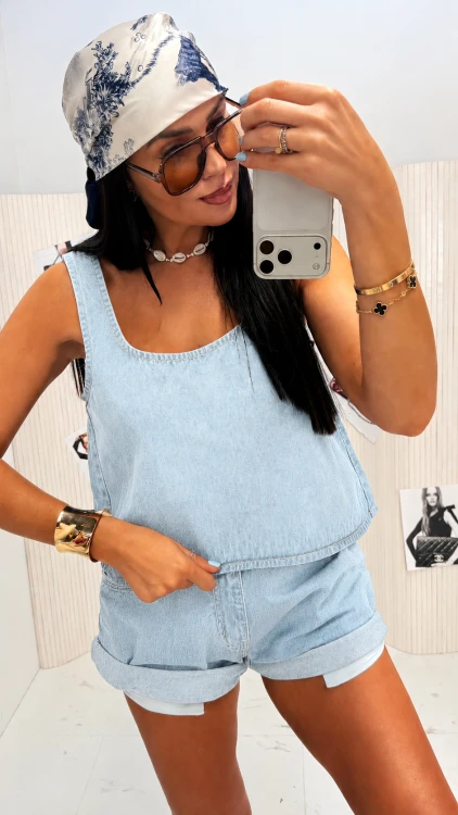 la-milla-jeansowy-top-la-milla-jasny-jeansowy-top-la-milla-top-jeansowy-jasny-la-milla-top-jeans-na-lato.png