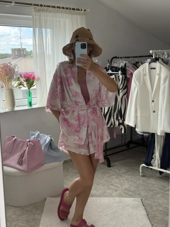 la-milla-komplet-różowy-kimono-i-spodenki-la-milla-komplet-różowy-la-milla-komplet-kimono-różowe-i-szorty-na-lato-la-milla-lniany-komplet-na-lato-la-milla-kimono-szorty-4.jpeg