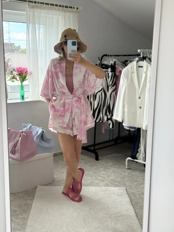 la-milla-komplet-różowy-kimono-i-spodenki-la-milla-komplet-różowy-la-milla-komplet-kimono-różowe-i-szorty-na-lato-la-milla-lniany-komplet-na-lato-la-milla-kimono-szorty.jpeg